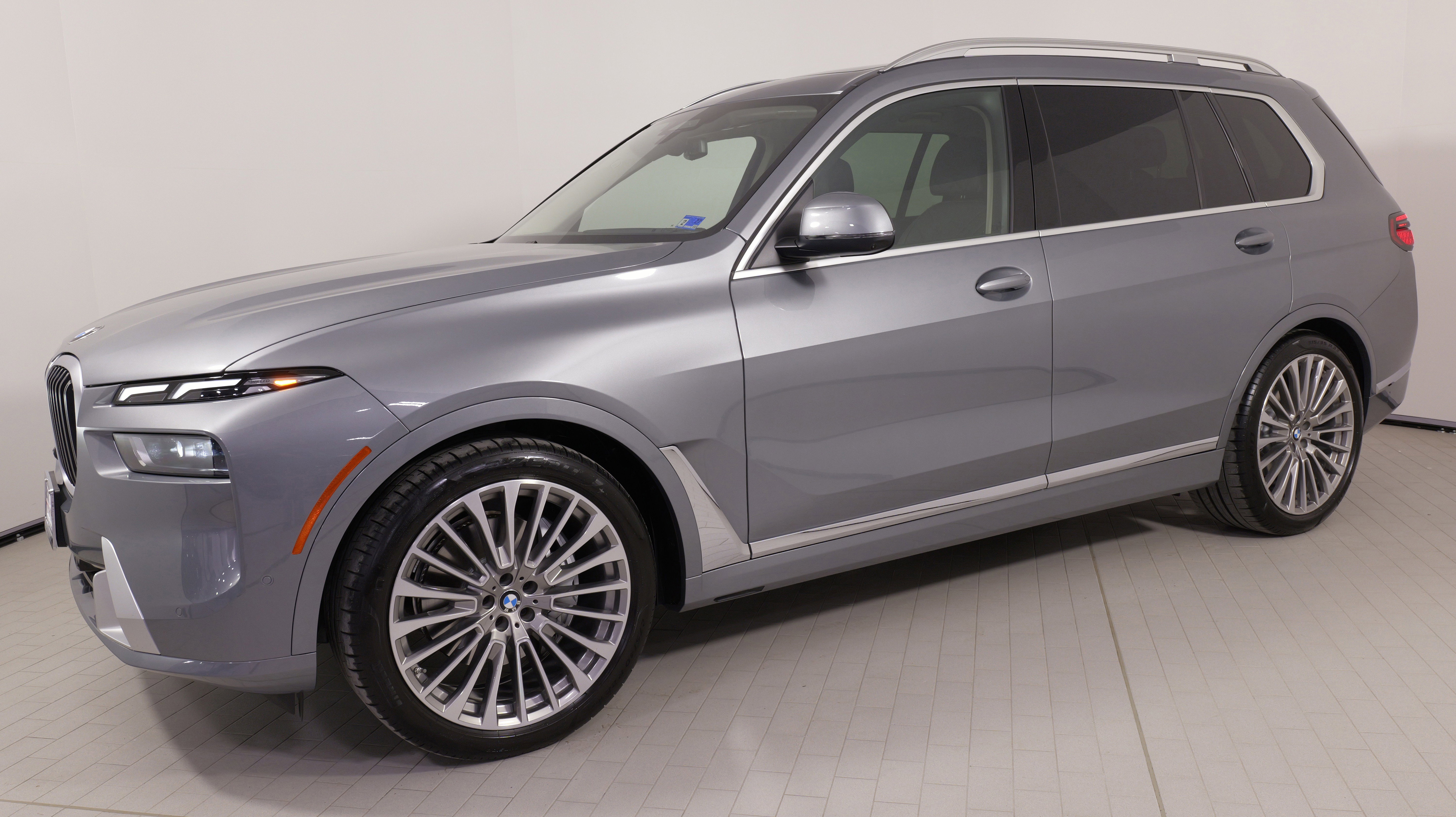 Used 2023 BMW X7 xDrive40i