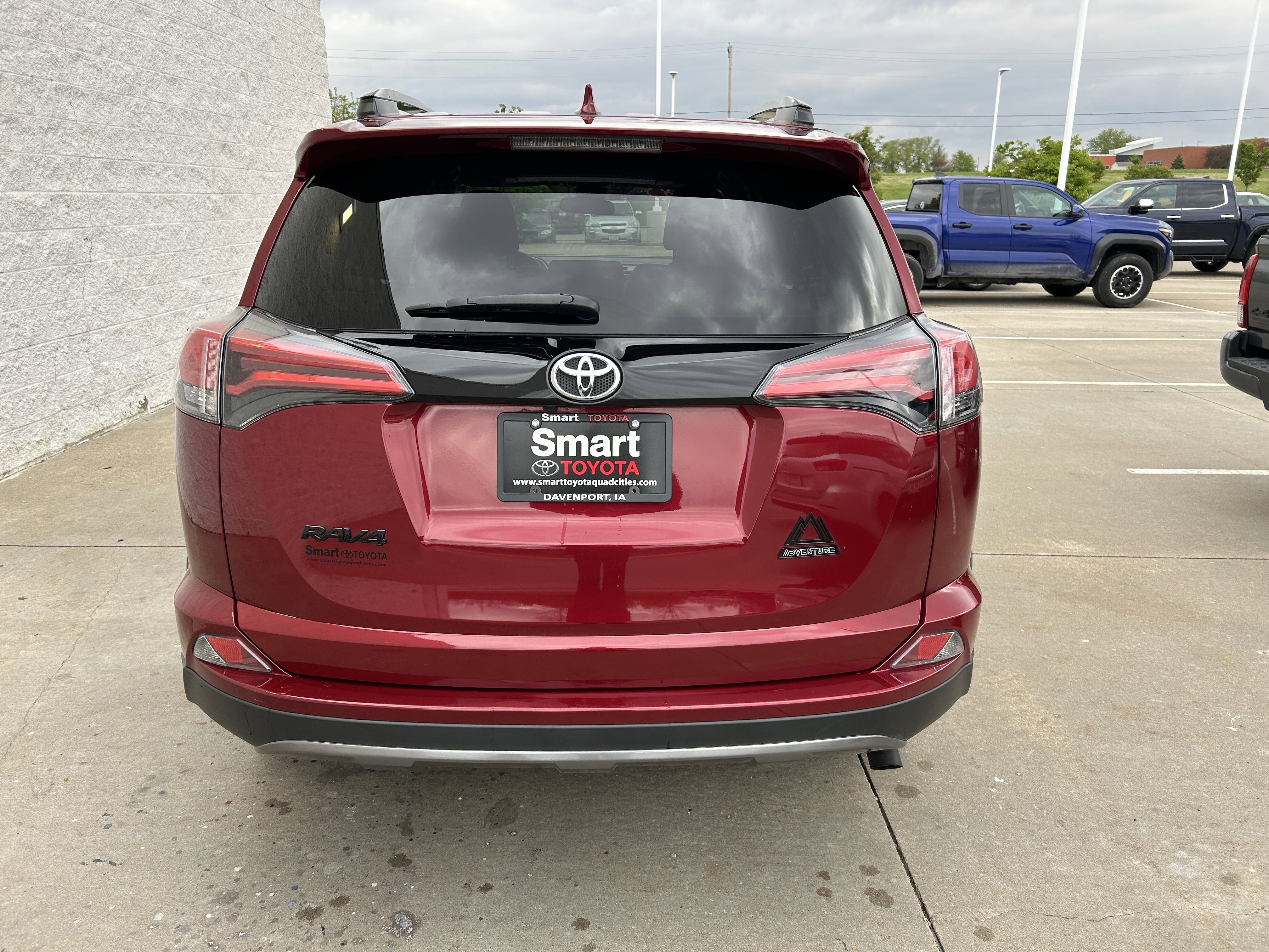 Certified 2018 Toyota RAV4 Adventure FWD image 5