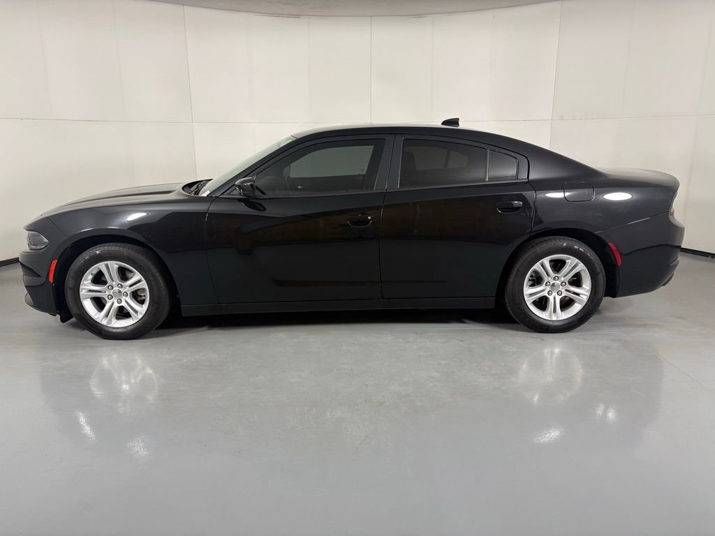 Used 2023 Dodge Charger SXT RWD image 5