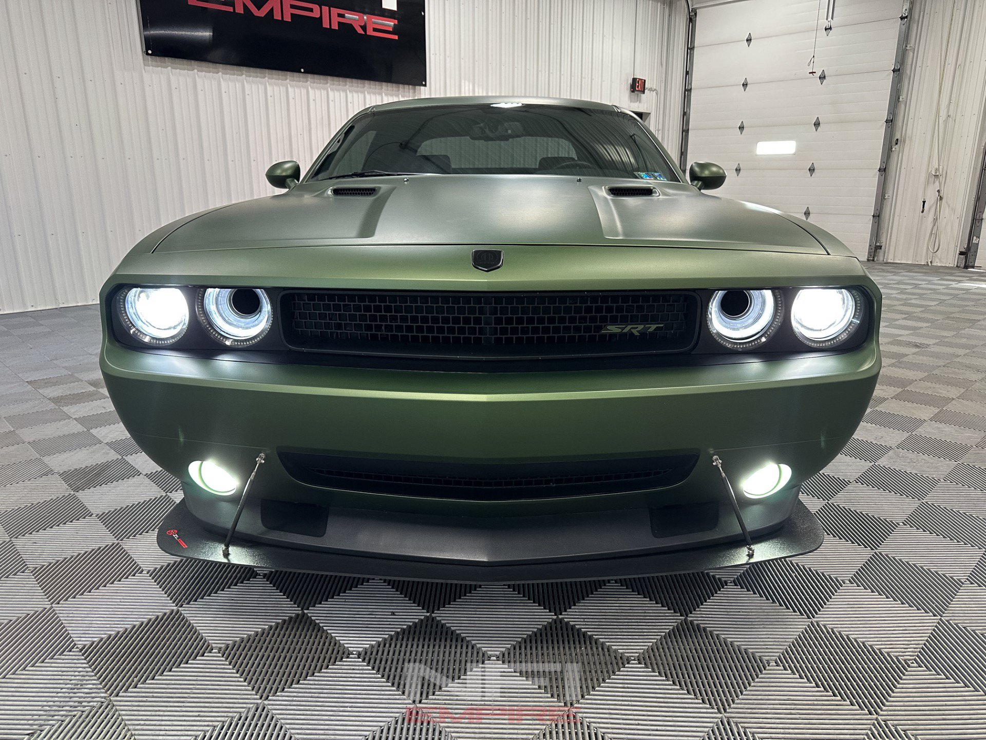 Used 2009 Dodge Challenger SRT8 w/ SRT Option Group II RWD image 49