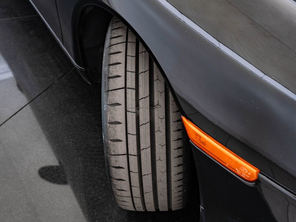 Used 2001 Porsche 911 Carrera RWD image 42