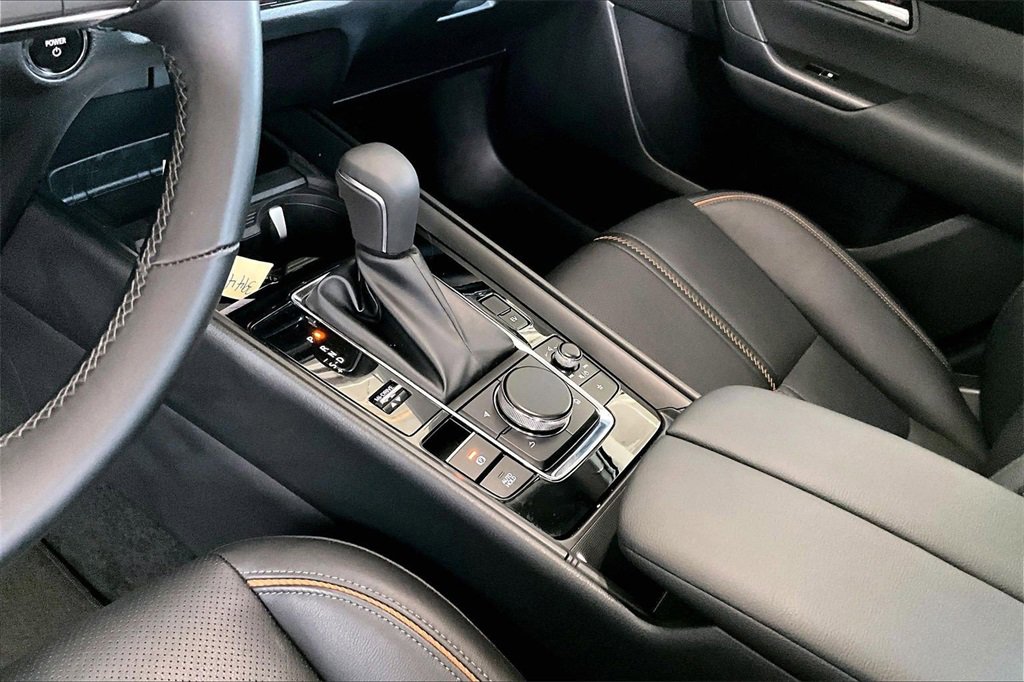 Certified 2025 MAZDA CX-50 2.5 Hybrid w/ Premium Plus Pkg image 10