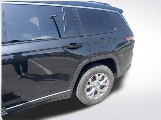 Used 2022 Jeep Grand Cherokee L Limited AWD/4WD image 7