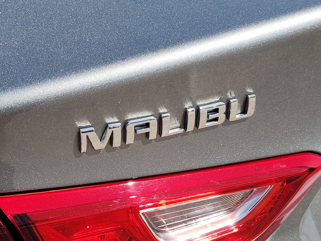 Used 2025 Chevrolet Malibu LS FWD image 8