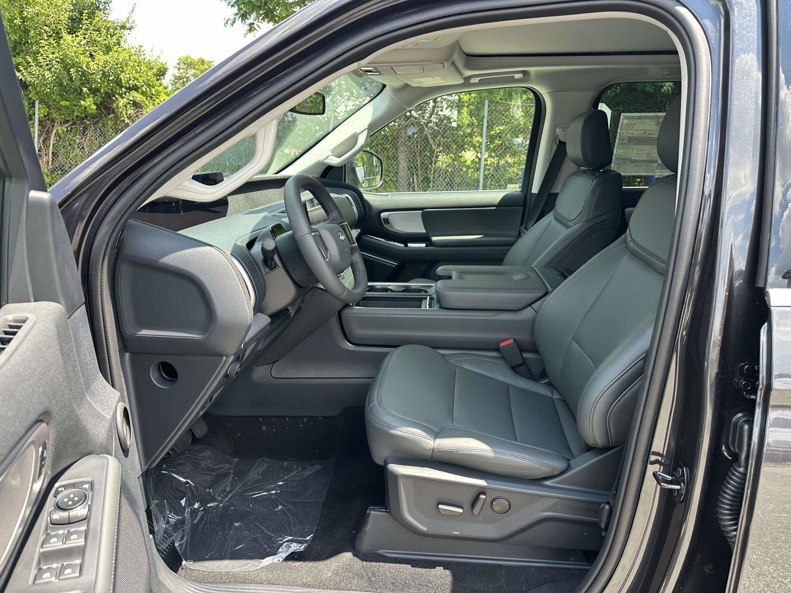New 2026 Ford Expedition Active AWD/4WD image 15