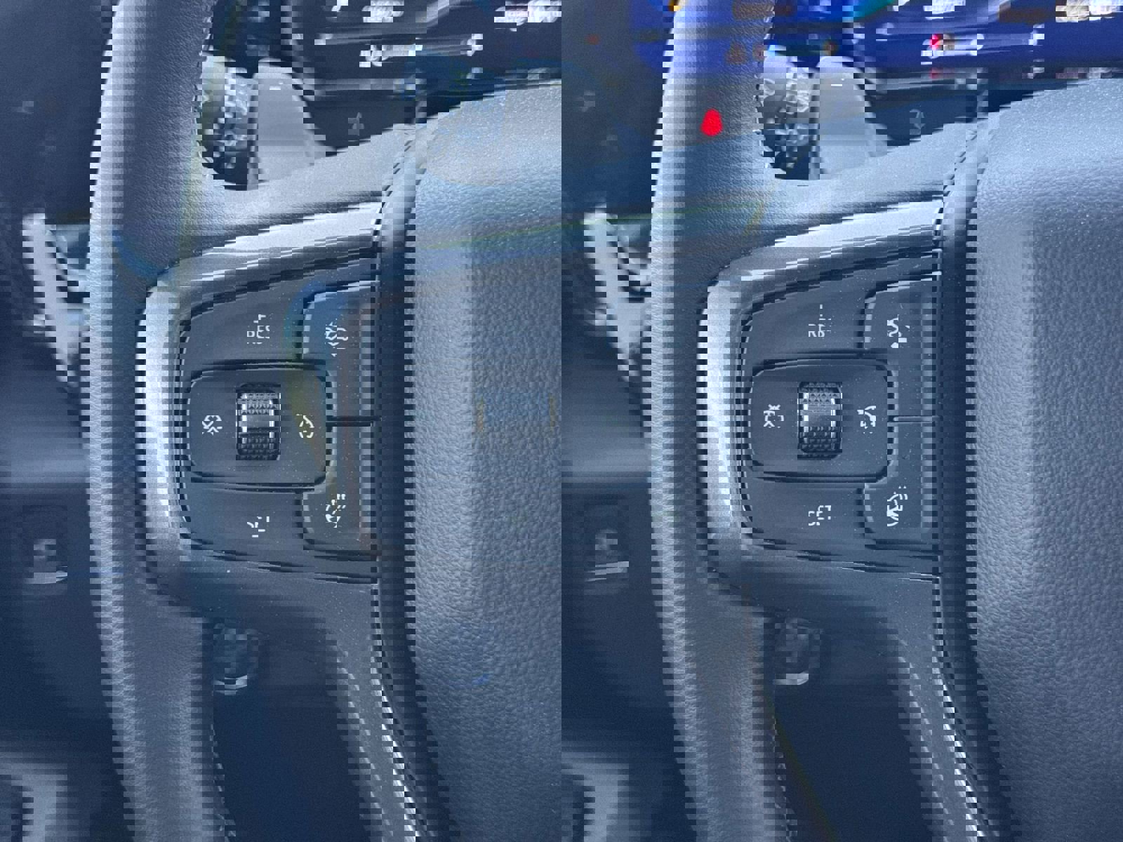 Certified 2025 Chevrolet Silverado 1500 ZR2 w/ Technology Package image 19