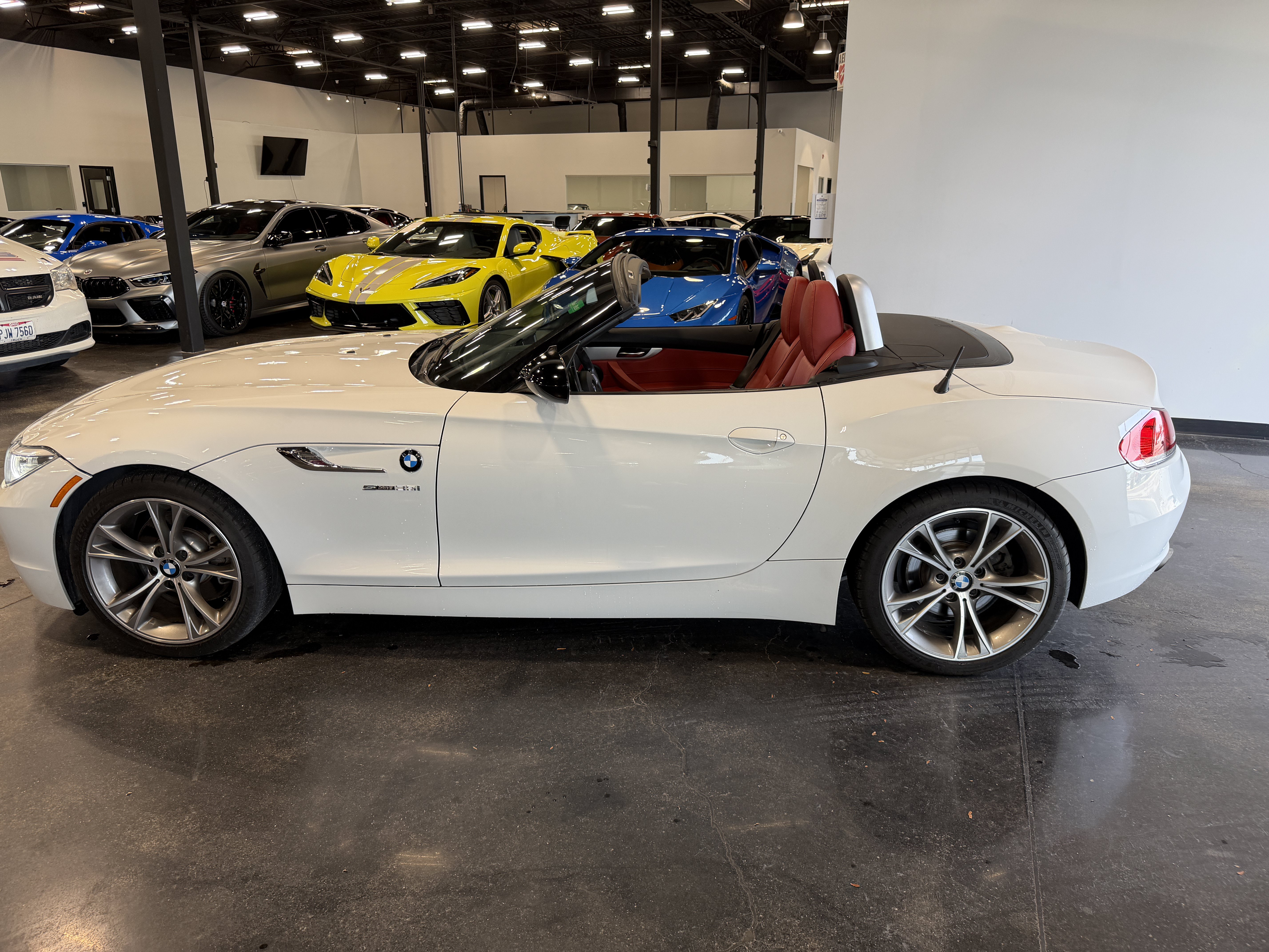 Used 2016 BMW Z4 sDrive35i RWD image 10