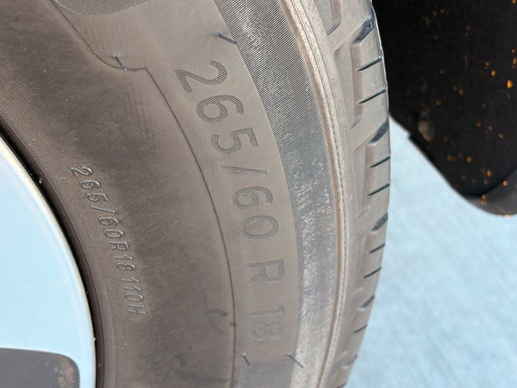 Used 2023 Jeep Grand Cherokee 4WD 4xe image 11