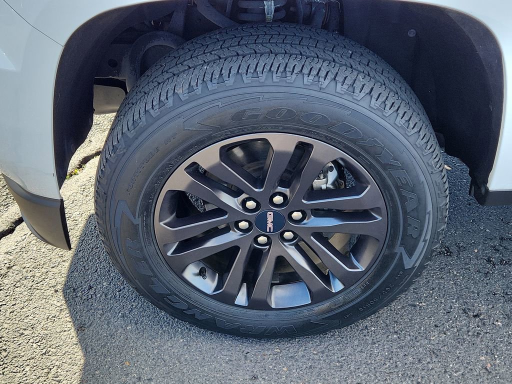 Used 2020 GMC Canyon SLE w/ Elevation Edition image 6