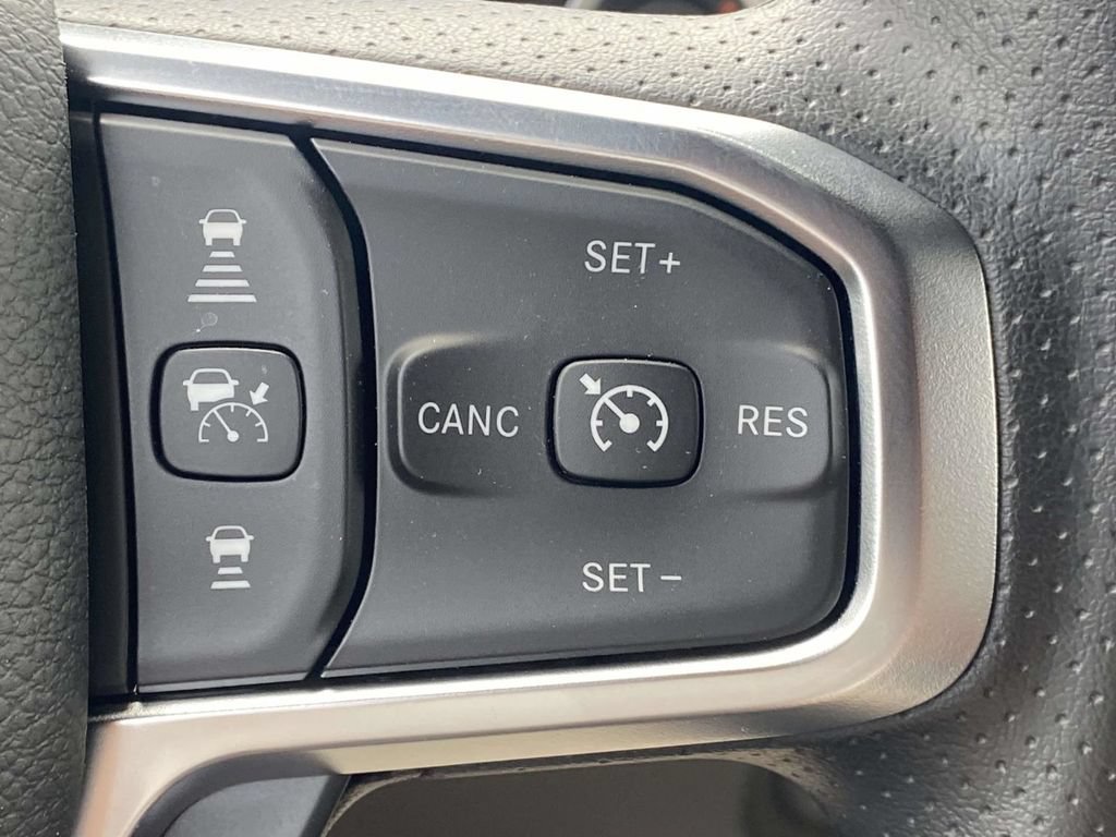 New 2026 RAM 1500 Express AWD/4WD image 26