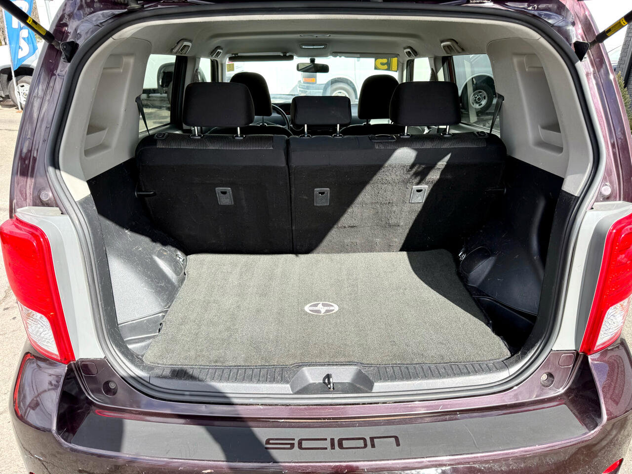 Used 2015 Scion xB 5-Door Wagon 4-Spd AT image 20