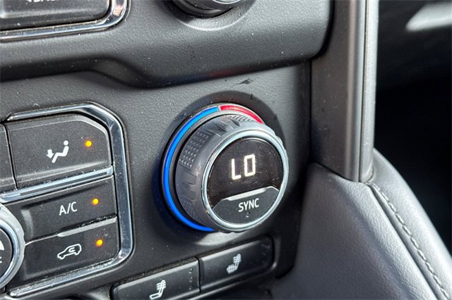 Used 2024 Chevrolet Tahoe LT image 31