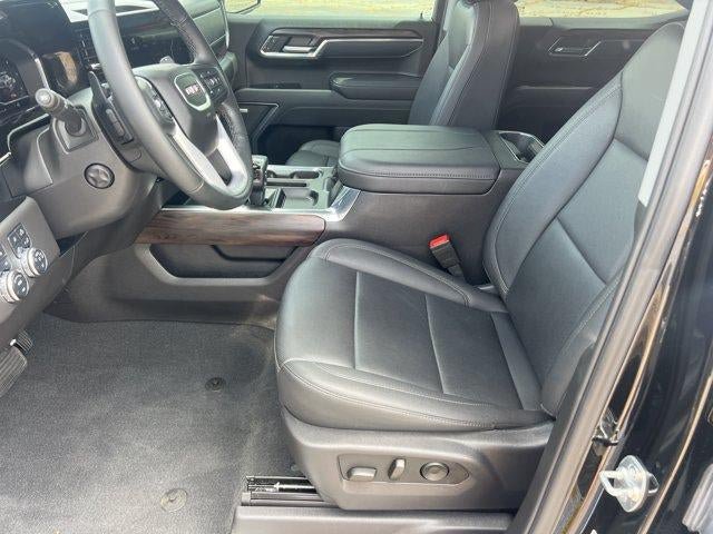 Used 2025 GMC Sierra 1500 SLT w/ SLT Premium Plus Package AWD/4WD image 9