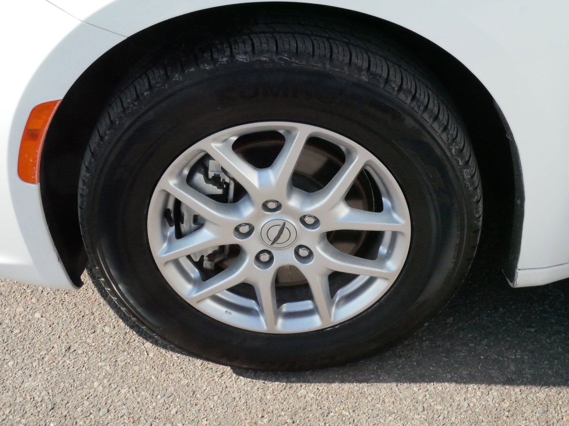 Used 2024 Chrysler Pacifica Touring-L image 15