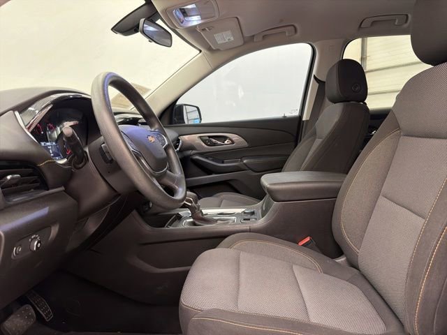 Used 2021 Chevrolet Traverse LS FWD image 15