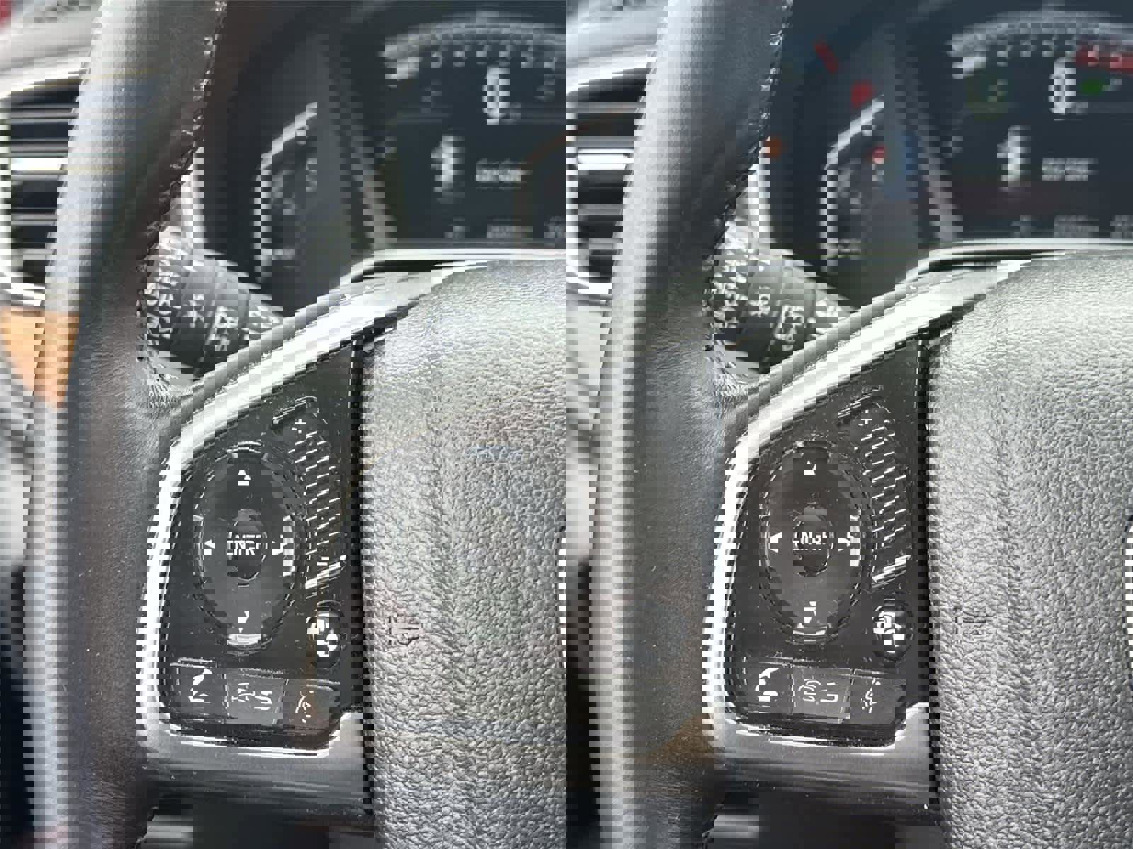 Used 2017 Honda CR-V Touring image 19