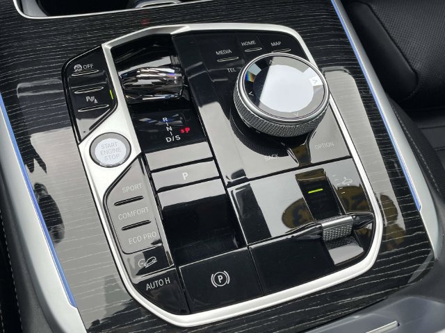 Used 2023 BMW X7 M60i w/ Executive Package AWD/4WD image 30