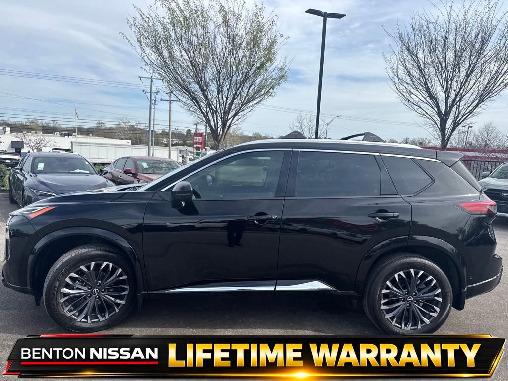 Used 2025 Nissan Rogue Platinum FWD image 5