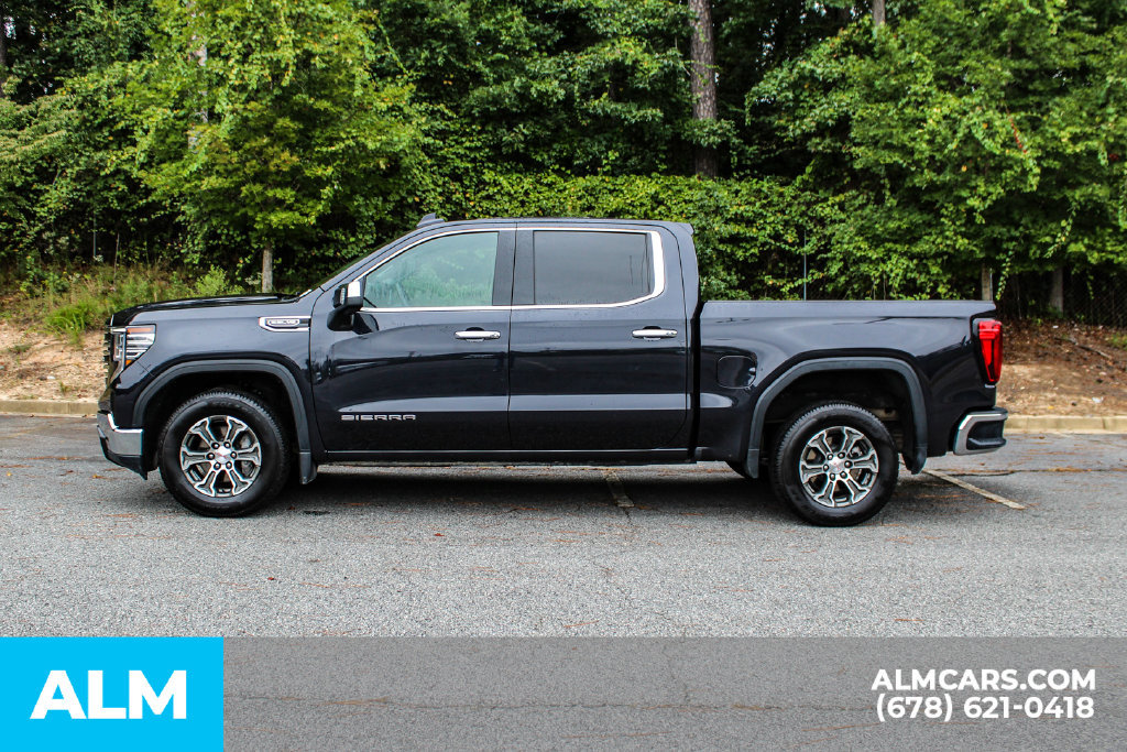 Used 2025 GMC Sierra 1500 SLT RWD image 5