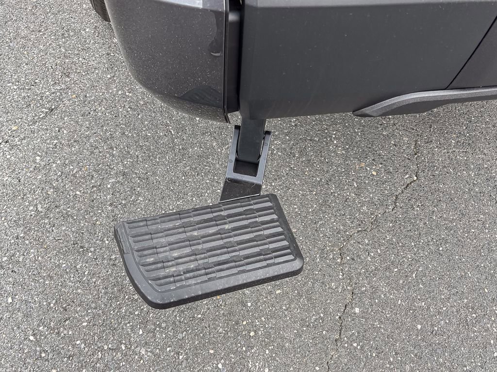 New 2026 Toyota Tundra SR5 image 7