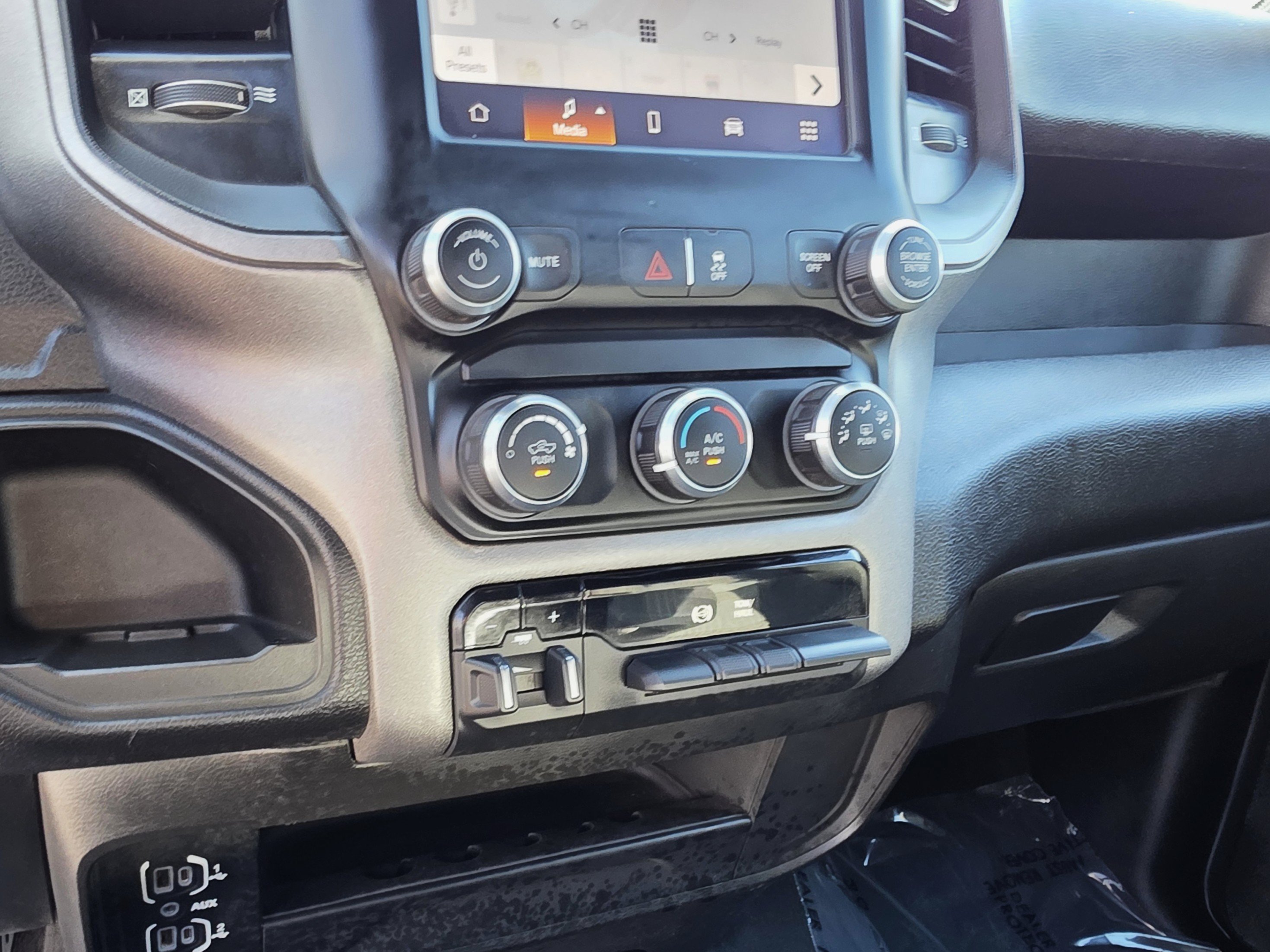 Certified 2024 RAM 3500 Tradesman w/ Chrome Appearance Group AWD/4WD image 17