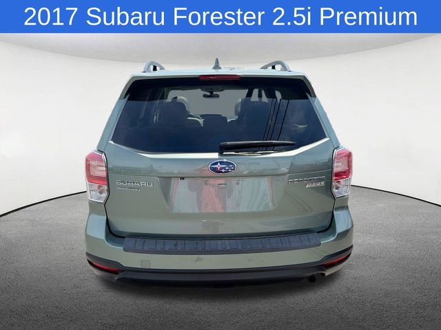 Used 2017 Subaru Forester 2.5i Premium w/ All-Weather Package AWD/4WD image 15