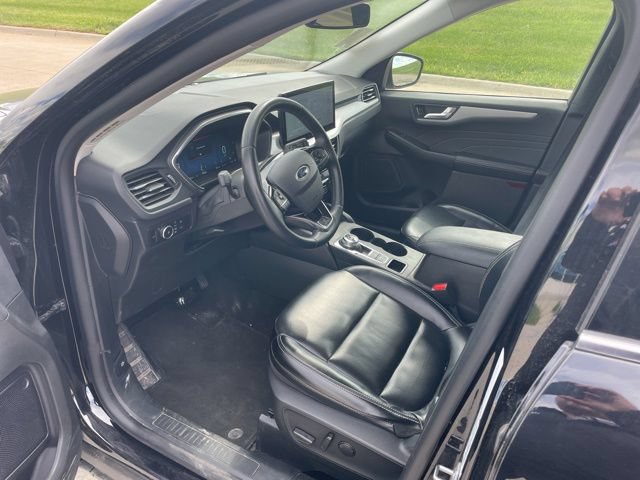 Used 2024 Ford Escape Platinum AWD/4WD image 9