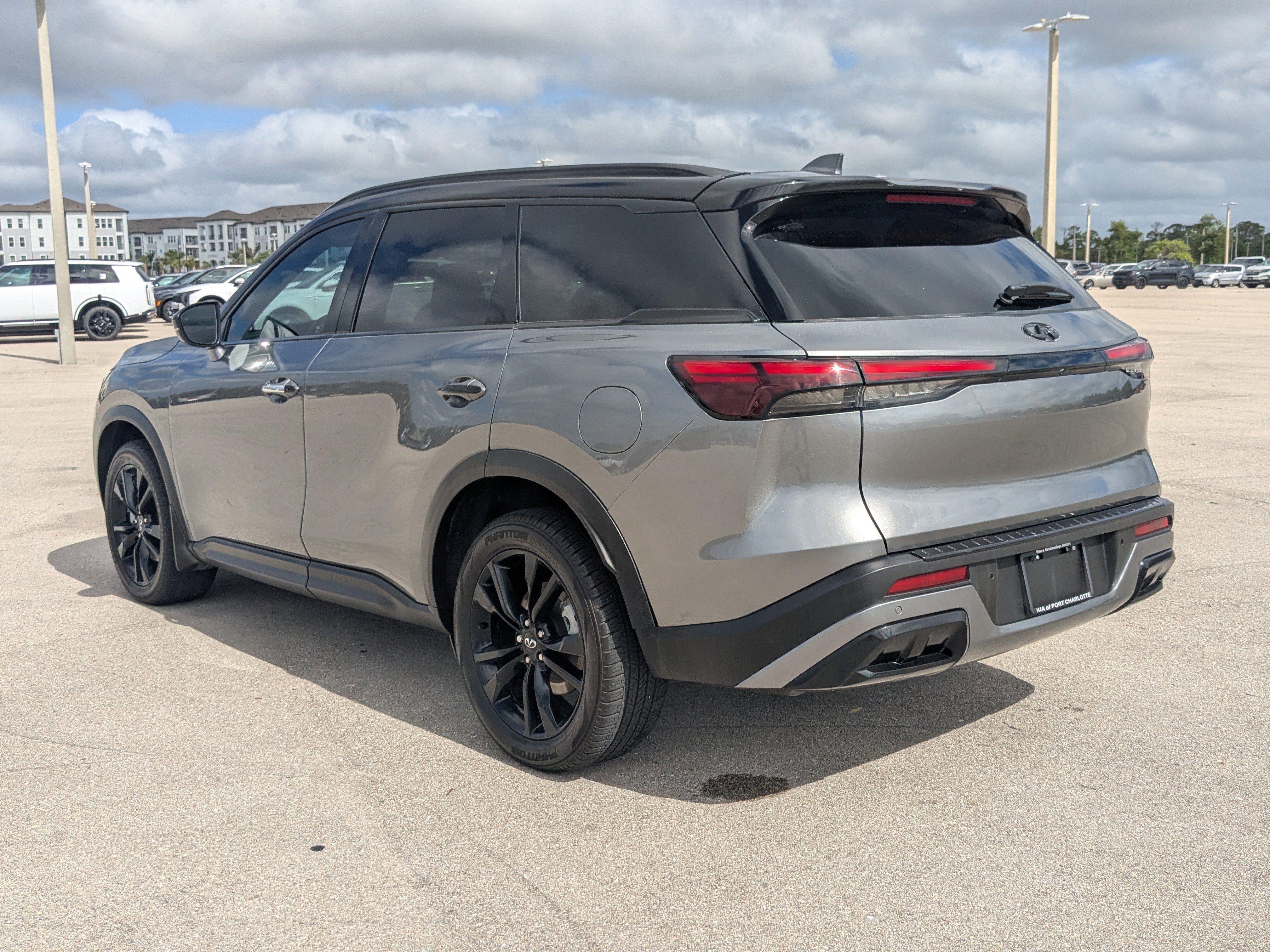 Used 2023 INFINITI QX60 Luxe w/ Cargo Package image 8