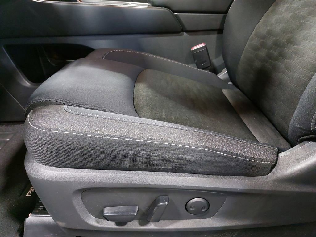 Certified 2024 Nissan Pathfinder SV AWD/4WD image 29