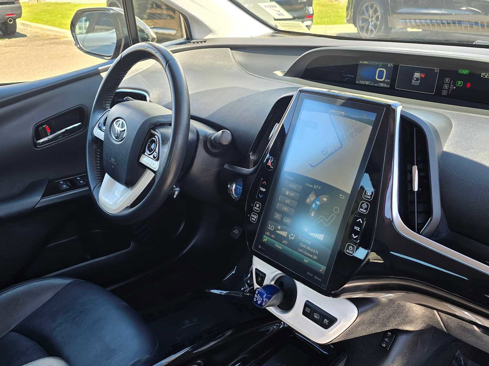 Used 2017 Toyota Prius Prime Premium image 10