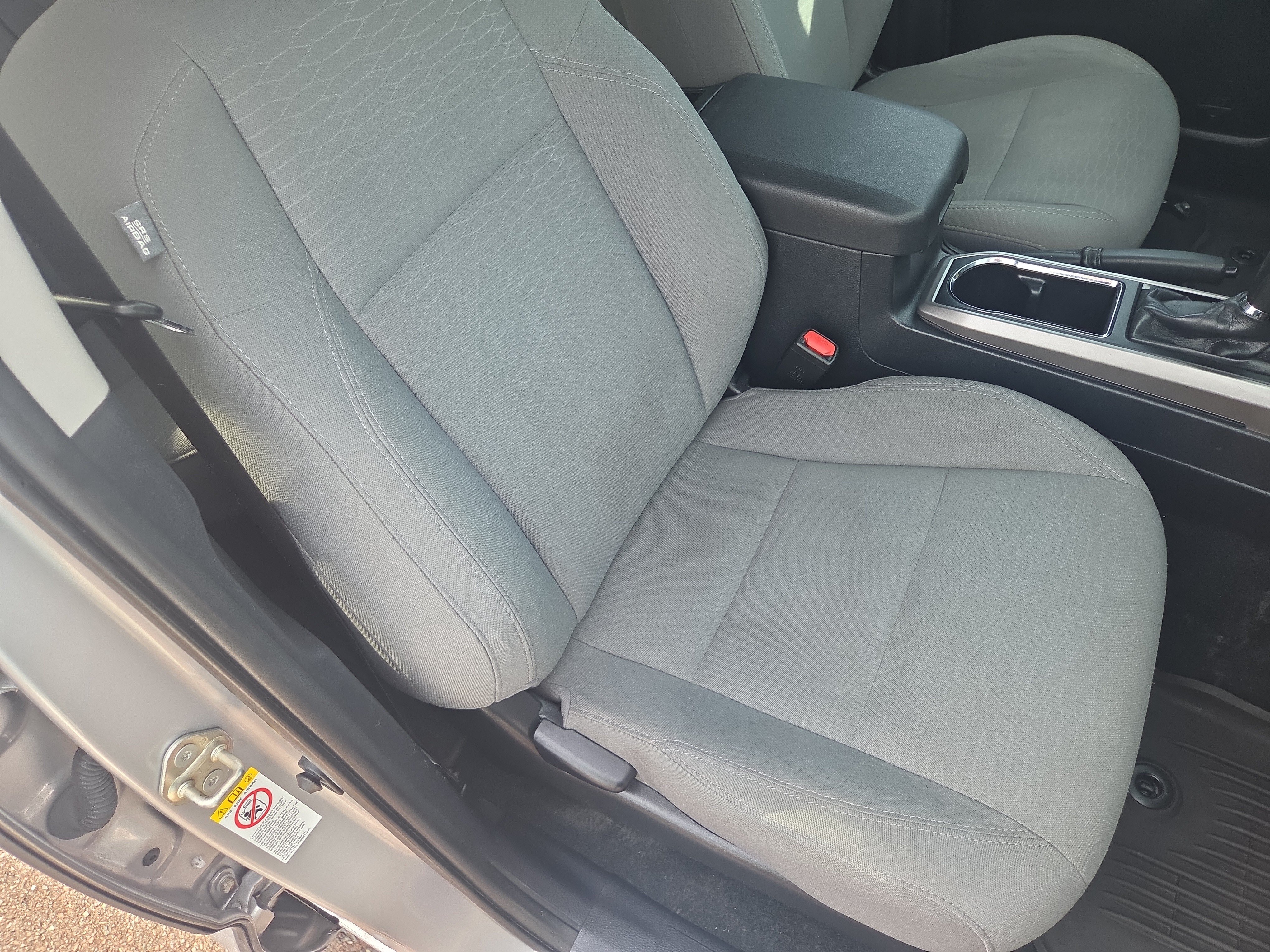 Used 2019 Toyota Tacoma SR5 AWD/4WD image 16