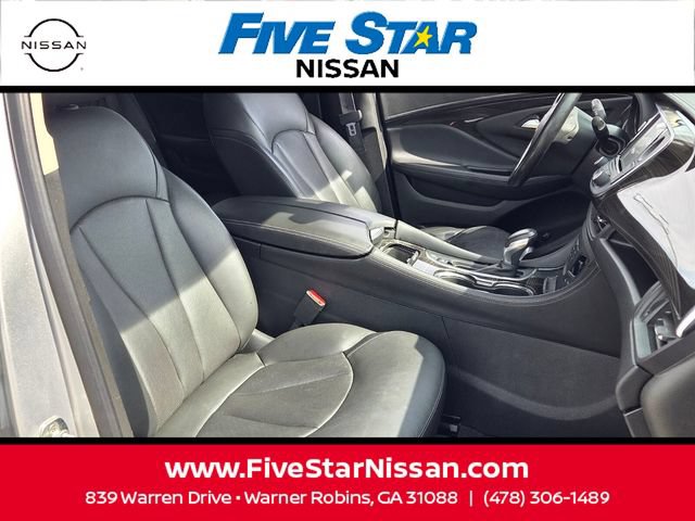 Used 2019 Buick Envision Essence AWD/4WD image 17