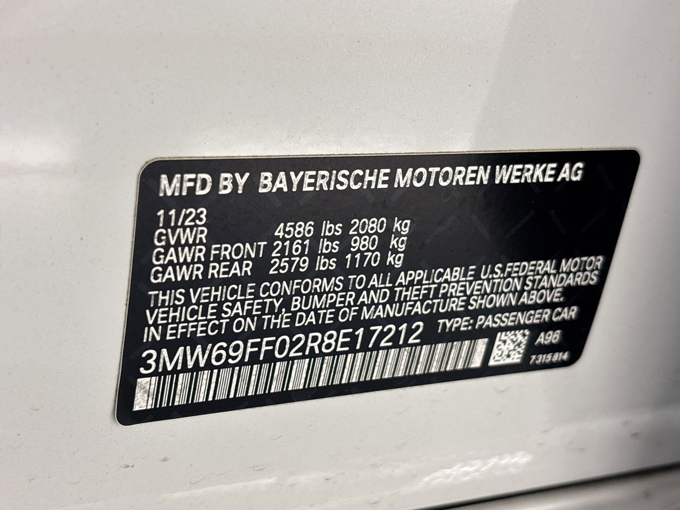 Certified 2024 BMW 330i Sedan w/ Convenience Package image 18