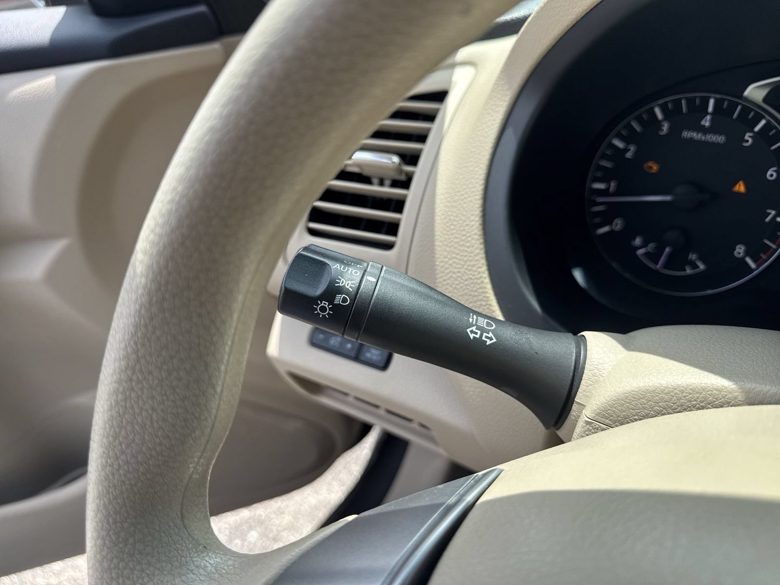 Used 2013 Nissan Altima 2.5 S FWD image 28