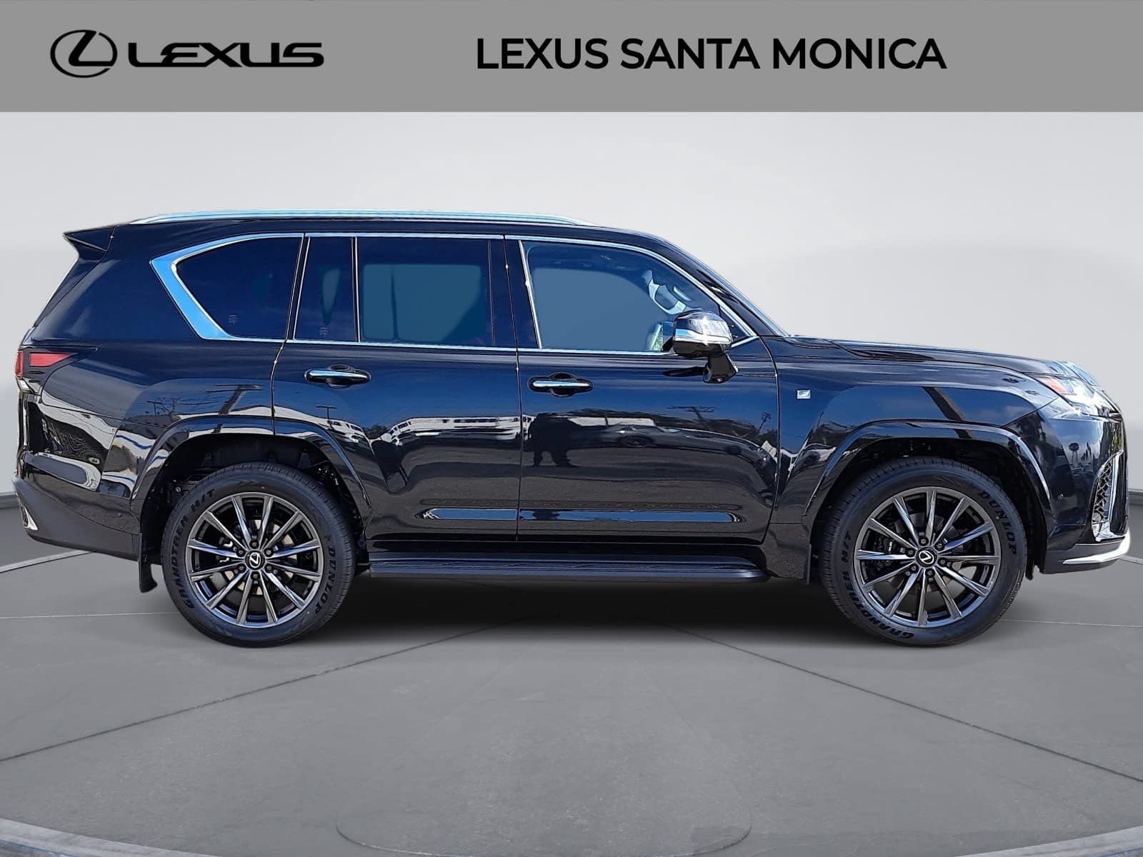Used 2026 Lexus LX 700h F Sport w/ Accessory Package (Z1) AWD/4WD image 4
