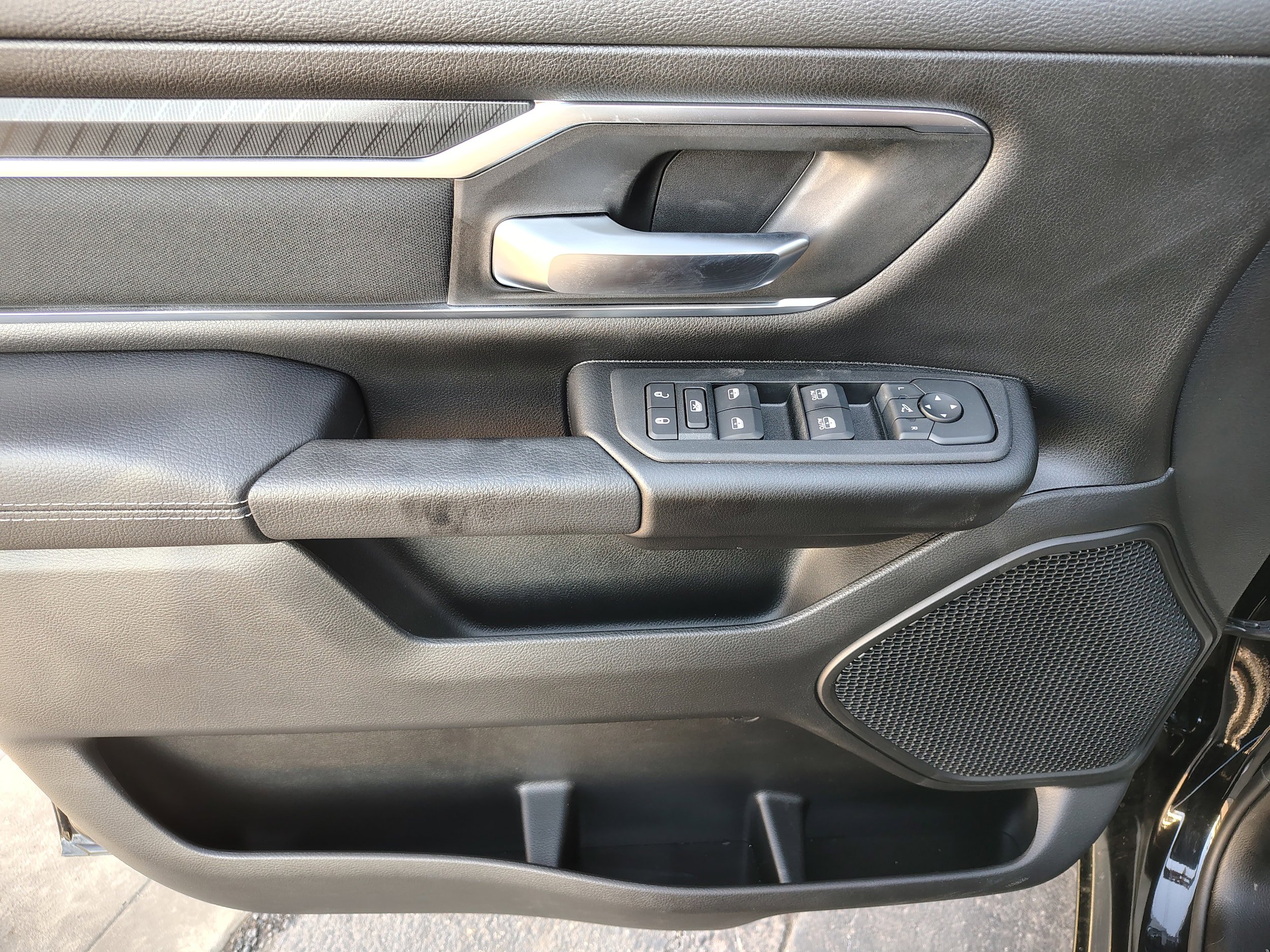 New 2026 RAM 1500 Big Horn AWD/4WD image 18