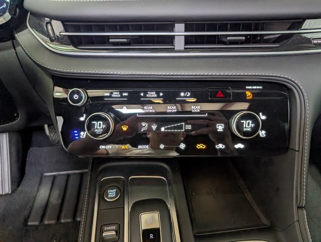 Used 2025 INFINITI QX60 Autograph w/ Cargo Package AWD/4WD image 24