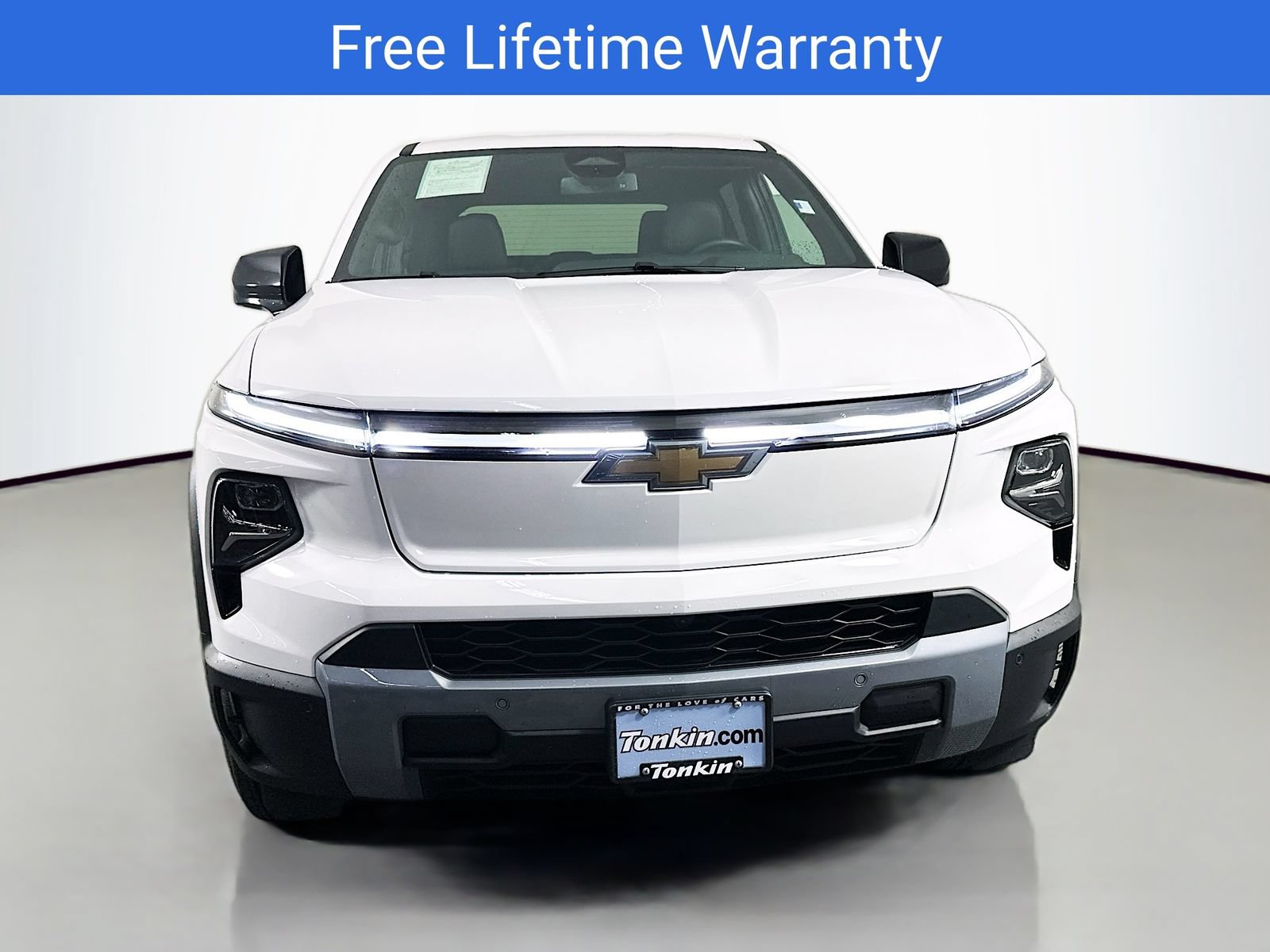 New 2026 Chevrolet Silverado EV LT AWD/4WD image 2