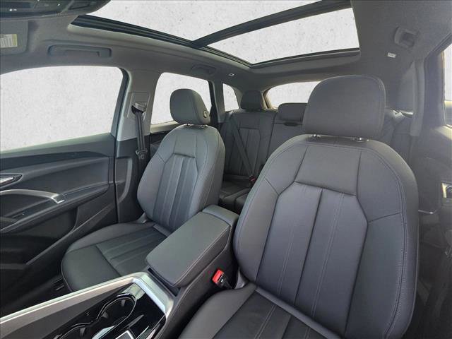 New 2025 Audi Q5 Premium w/ Convenience Package image 16