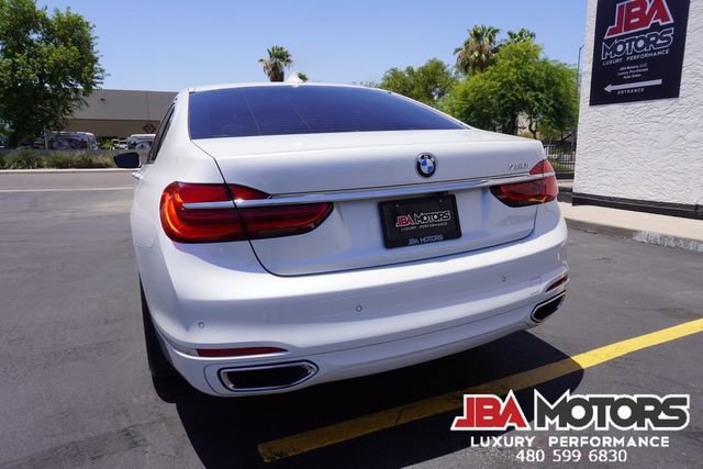 Used 2018 BMW 750i RWD image 60