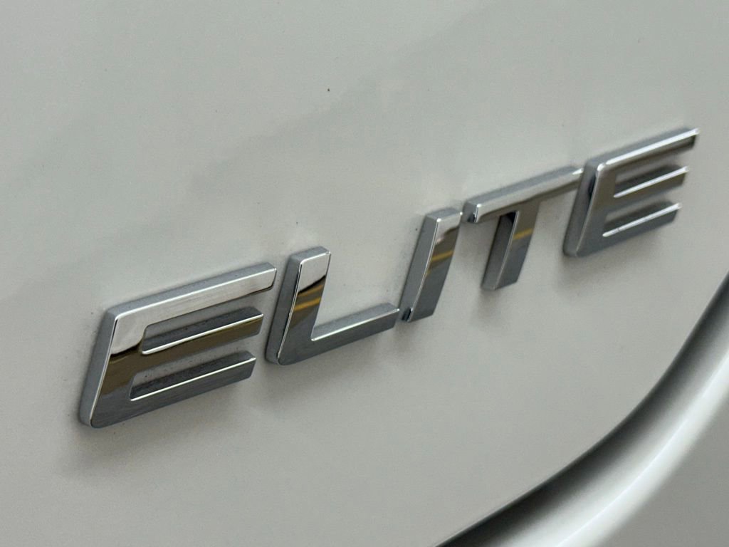 Used 2025 Honda Pilot Elite image 27