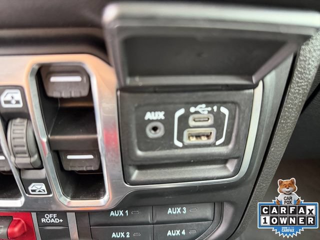 Used 2025 Jeep Wrangler Unlimited Sport AWD/4WD image 6