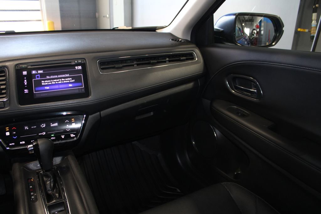 Used 2018 Honda HR-V EX-L image 24