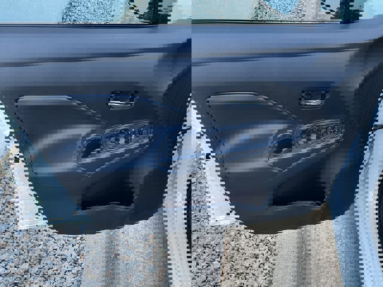 New 2025 Nissan Versa SV w/ Trunk Package image 11