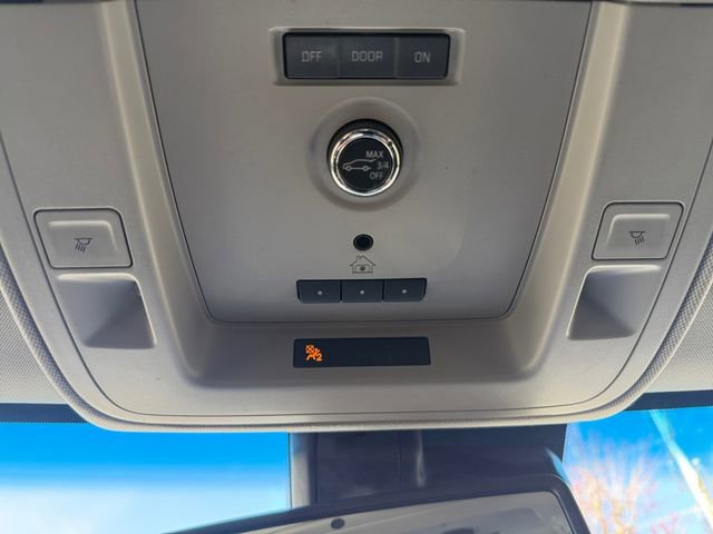 Used 2020 Chevrolet Suburban LT w/ RST Edition image 30