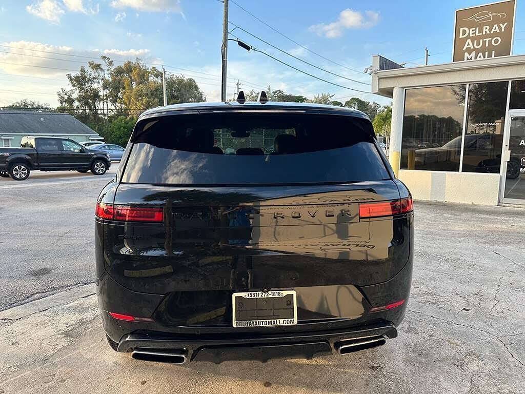 Used 2024 Land Rover Range Rover Sport Dynamic SE AWD/4WD image 7