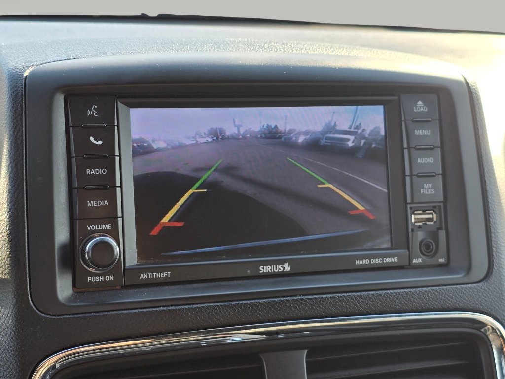 Used 2020 Dodge Grand Caravan SXT FWD image 11