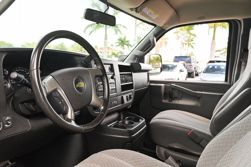 Used 2017 Chevrolet Express 2500 LS RWD image 11