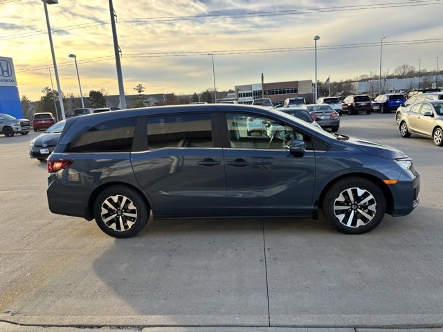Used 2026 Honda Odyssey EX-L image 4