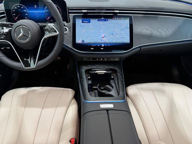 New 2026 Mercedes-Benz E 450 4MATIC Sedan image 6